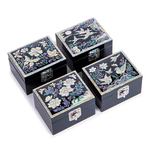 Joseon Mother-of-Pearl Jewelry Box with Assorted Designs by Oh Myeong-ho (Peony, Crane, Butterfly)