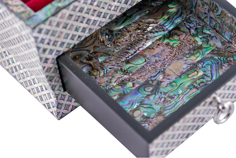 Diamond Chilbo Pattern 2-Drawer Jewelry Chest by Park In-ho