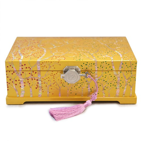 Golden Spring Najeonchilgi Lacquer Jewelry Box by Jang Chun-cheol (2-Tier)