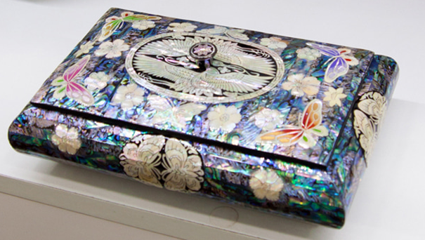 Crane & Butterfly Mother-of-Pearl Keepsake Box by Park In-ho
