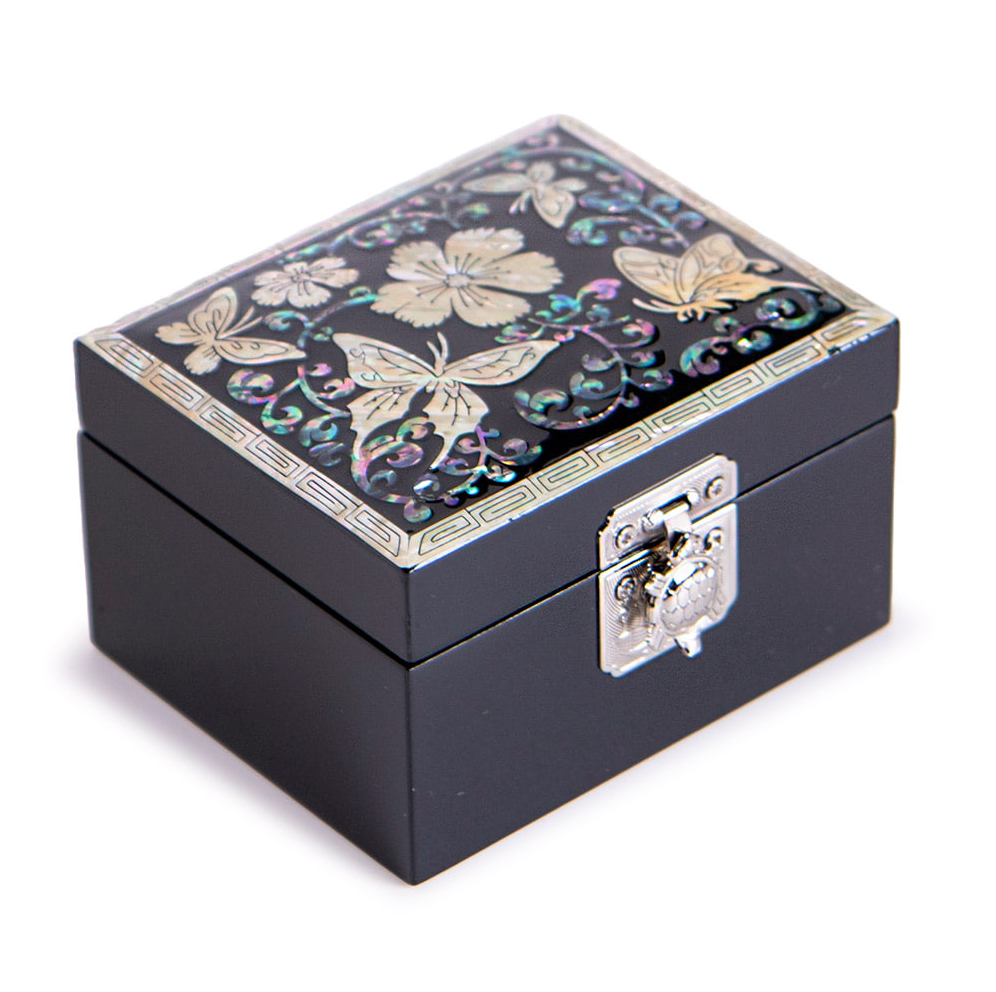 Joseon Mother-of-Pearl Jewelry Box with Assorted Designs by Oh Myeong-ho (Peony, Crane, Butterfly)