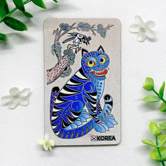 Traditional Hatchi Magnet