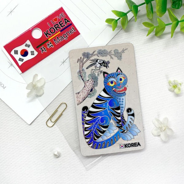Traditional Hatchi Magnet