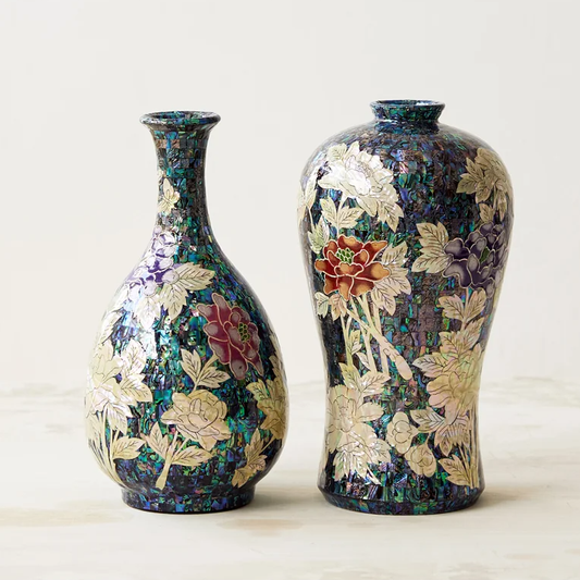 Peony Elegance in Mother-of-Pearl: Najeonchilgi Vases by Master Artisan Park In-ho
