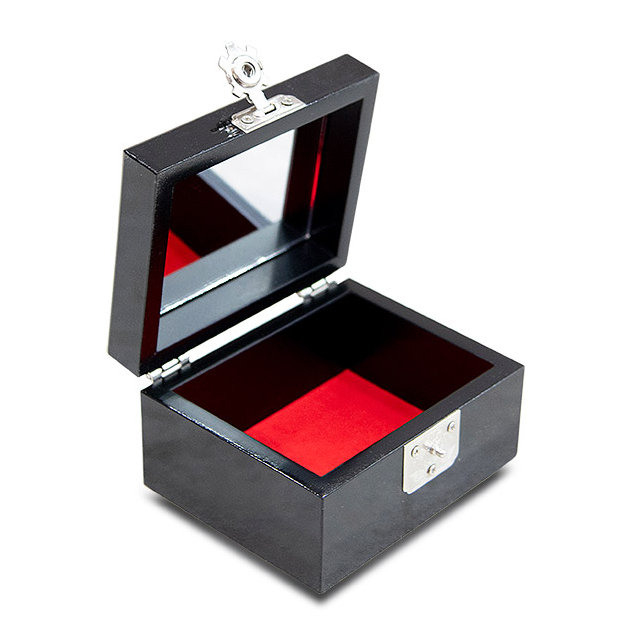 Glossy Najeonchilgi Lacquer Jewelry Box - Flower & Bird Design